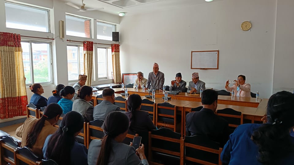 संसदीय दलमा प्रचण्डको ब्रिफिङ- प्रतिगमनविरुद्धको गठबन्धन कायमै रहन्छ